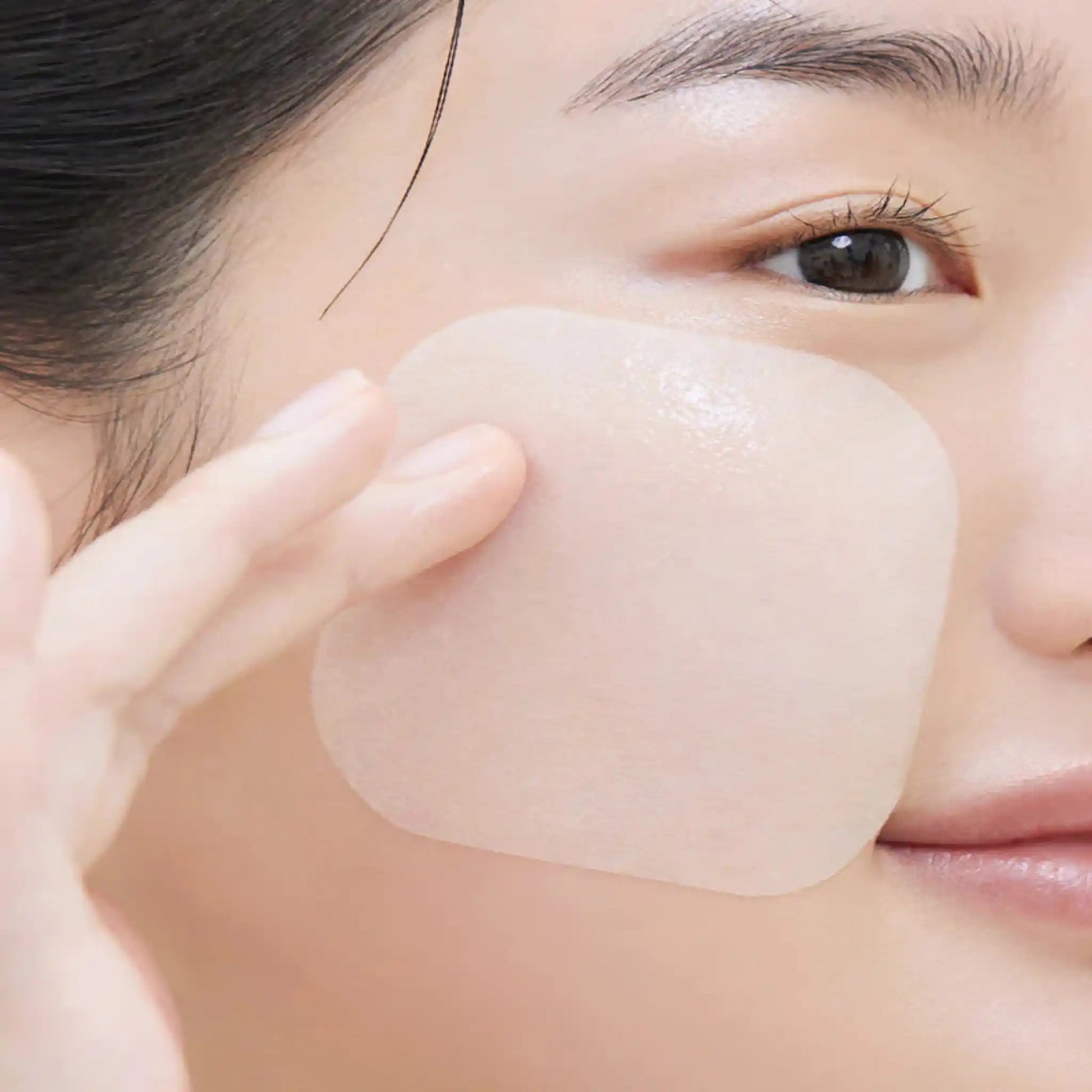Shop MEDIHEAL, Vitamide Brightening Pad 100 Pads Online in Qatar