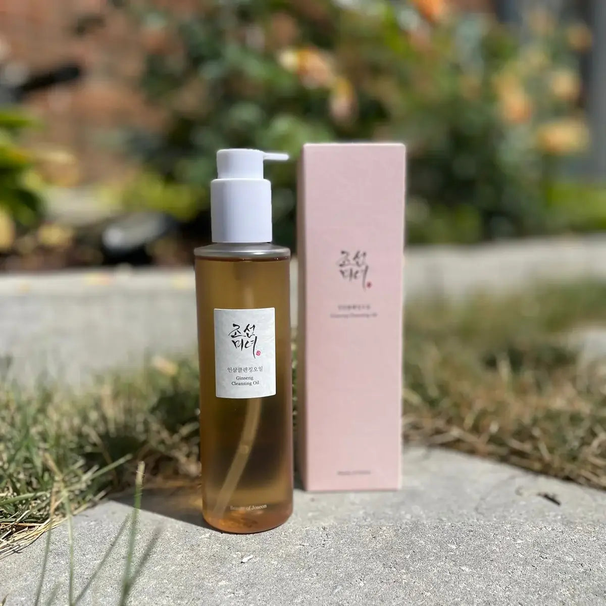 Beauty of Joseon, Ginseng Cleansing Oil 210ml All About Skin Doha Skincare Qatar Beauty Cosmetics Available in Qatar Available in Qatar Store all about skin doha qatar skincare cosmetics beauty